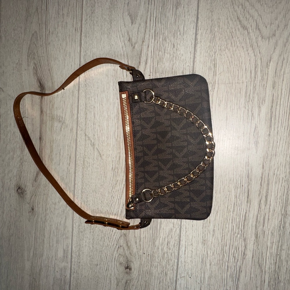michael kors fanny pack